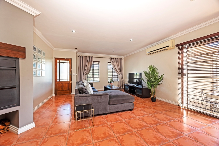 3 Bedroom Property for Sale in Haasendal Western Cape
